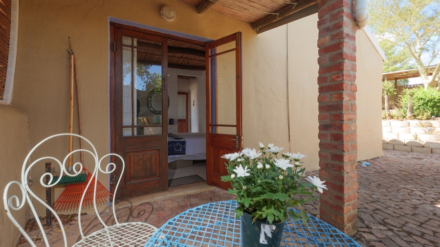 2 Bedroom Property for Sale in Napier Western Cape